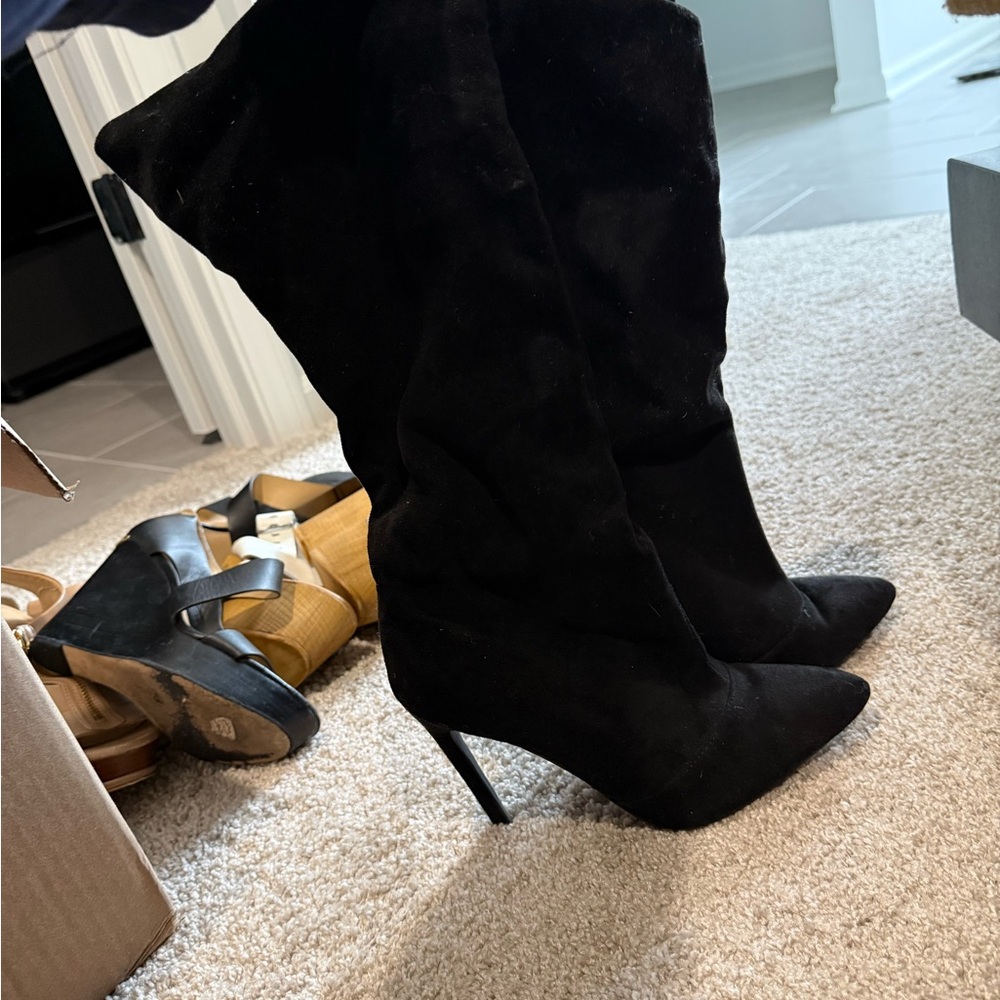 Elegant Black Suede Women's Boots